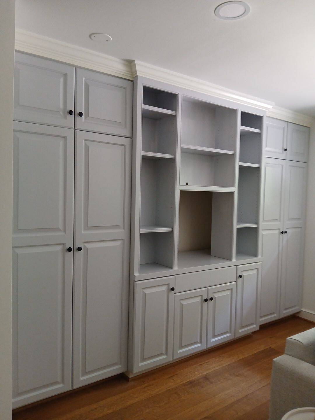 9 Brilliant Benefits of Choosing Professional Paint for Cabinets