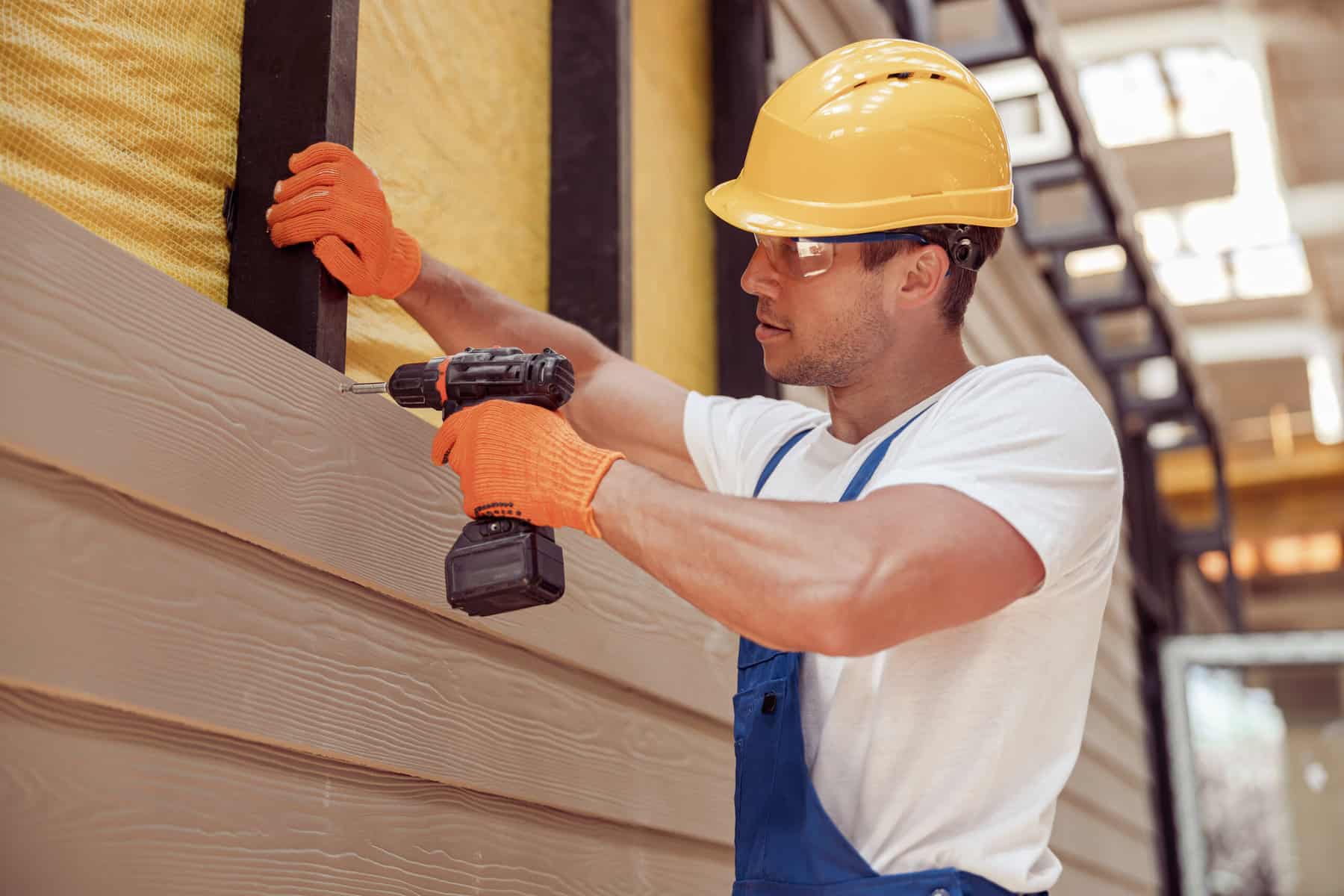why choose professional siding repair