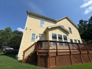 10 Best Deck Paint Colors for 2025